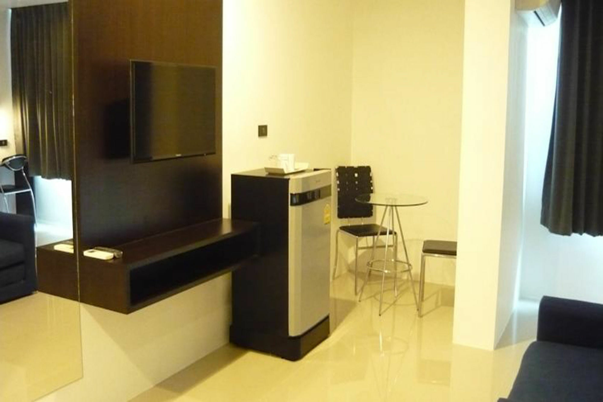 ראיונג Izen Budget Hotel & Residence מראה חיצוני תמונה